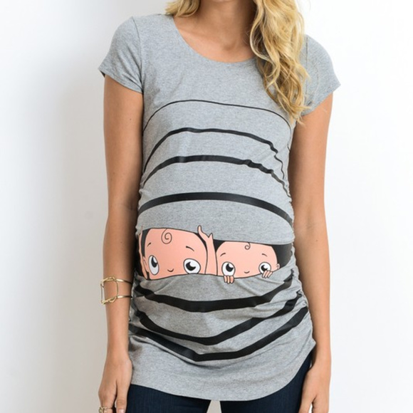 Tops - Maternity "Peeking Twin Babys" Ruched Graphic Tee